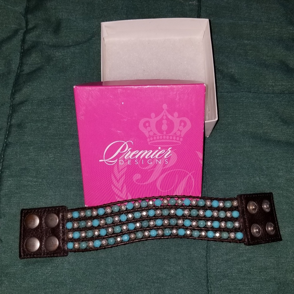 Premier Designs Cuff Bracelet